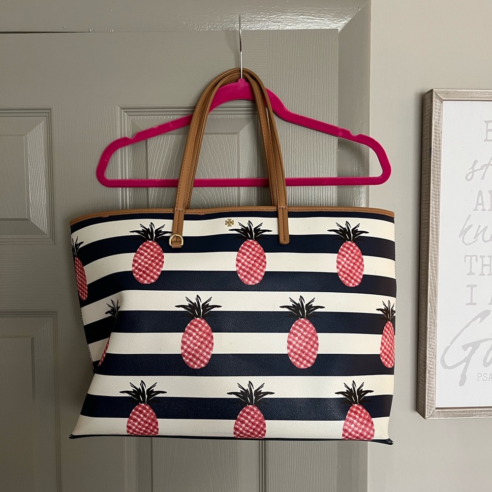 Tori Burch Pineapple Purse